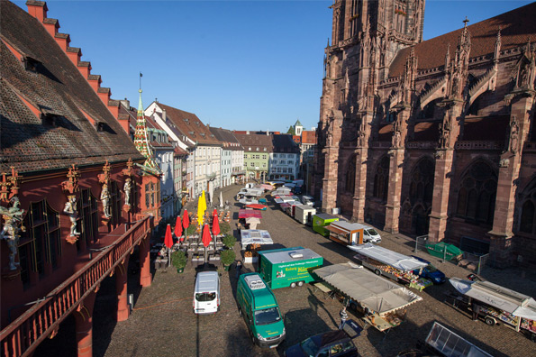 Münstermarkt: Blick auf Marktstände - Copyright FWTM-Mende